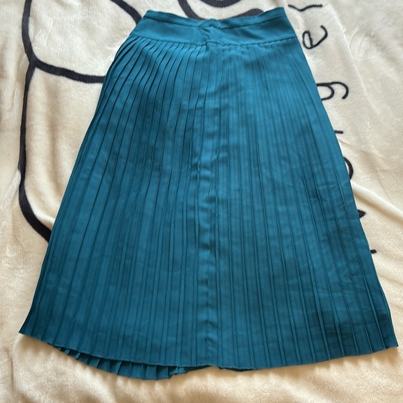 J Crew Pleated Midi Skirt Teal - Picture 2 of 3